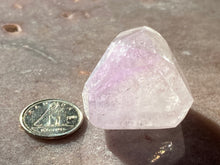 Load image into Gallery viewer, Kunzite facet 7
