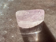 Load image into Gallery viewer, Kunzite tumble 12
