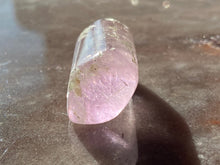 Load image into Gallery viewer, Kunzite tumble 13

