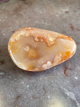 Load image into Gallery viewer, Flower agate palm stone 3
