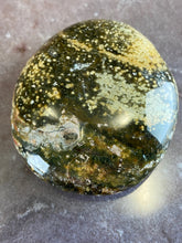 Load image into Gallery viewer, Ocean spray jasper palm stone 7
