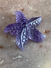 Load image into Gallery viewer, Fluorite starfish 8
