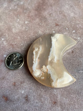 Load image into Gallery viewer, Flower Agate Moon 16
