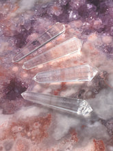 Load image into Gallery viewer, Vogel crystal wands
