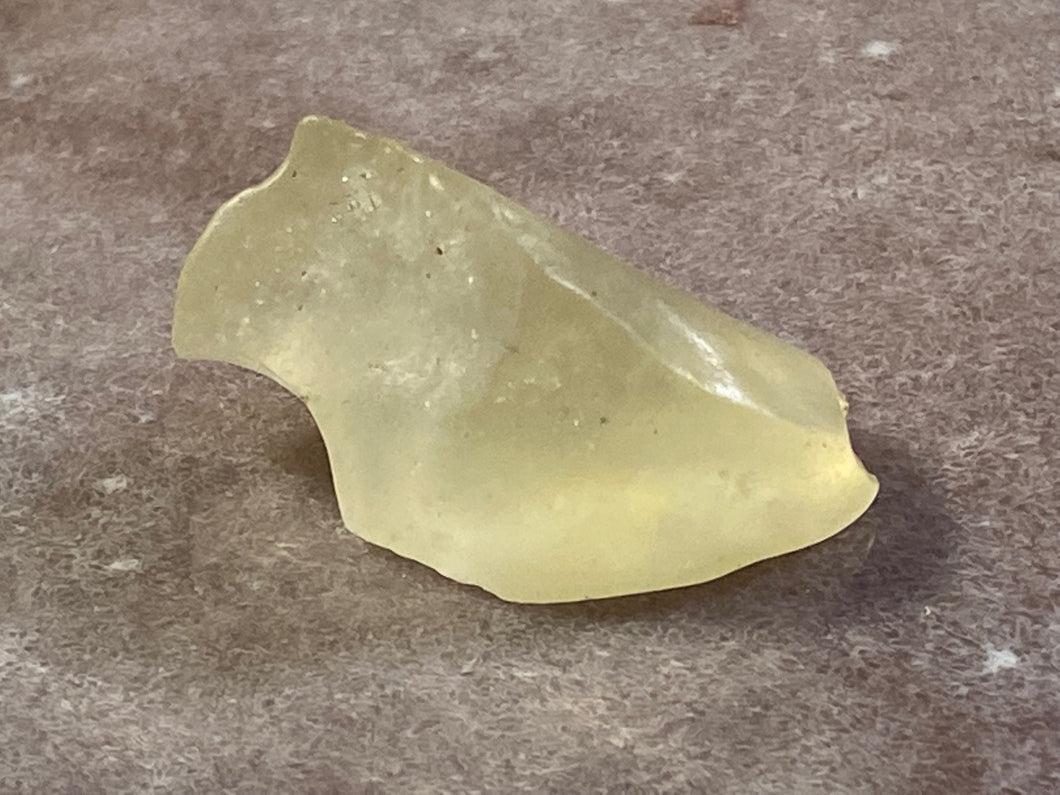 Libyan desert glass 21