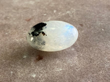 Load image into Gallery viewer, Rainbow moonstone shiva 15
