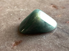 Load image into Gallery viewer, Jade Guatemalan 18
