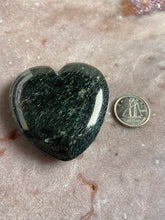 Load image into Gallery viewer, Serpentine with Pyrite heart 7
