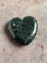 Load image into Gallery viewer, Serpentine with Pyrite heart 4
