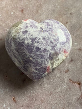 Load image into Gallery viewer, Pegmatite heart 7
