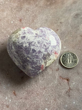 Load image into Gallery viewer, Pegmatite heart 7
