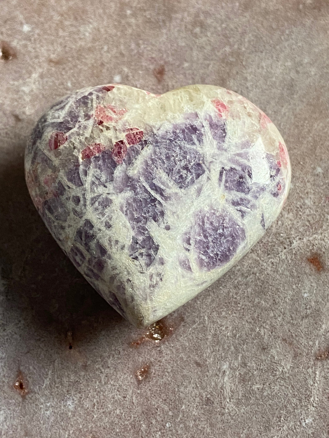 Pegmatite heart 6