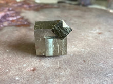 Load image into Gallery viewer, Pyrite cube 7
