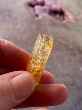 Load image into Gallery viewer, Topaz raw - orange
