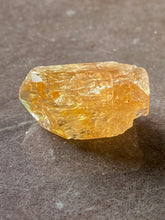 Load image into Gallery viewer, Topaz raw - orange
